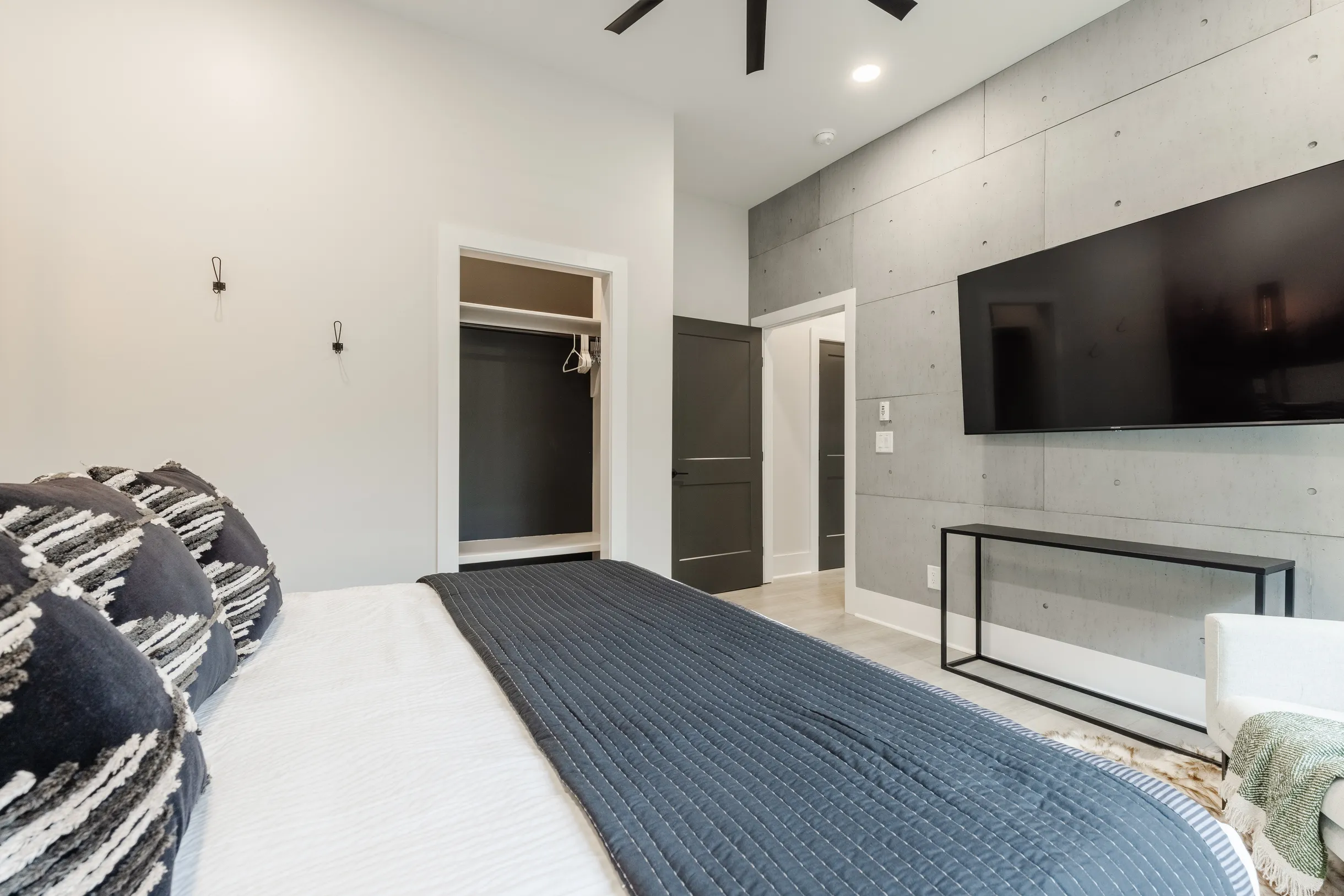 Wander Lake Lure Ridge #33