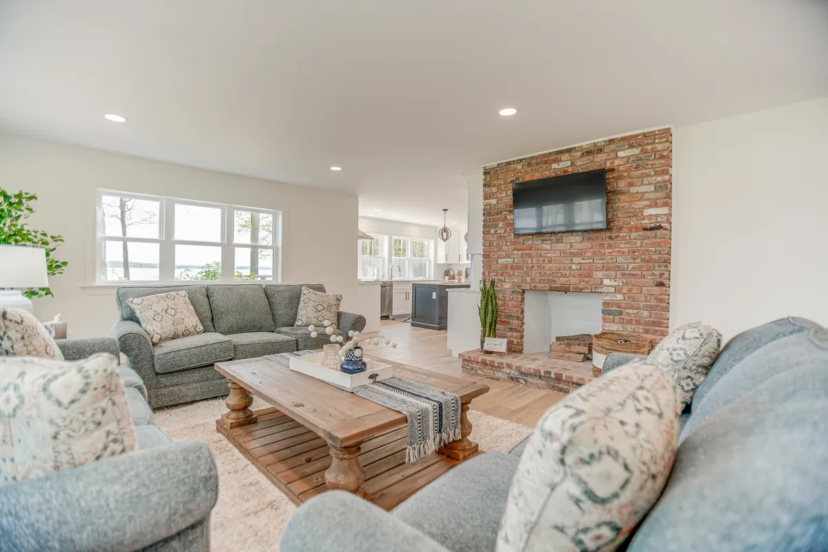 Wander Chesapeake Point