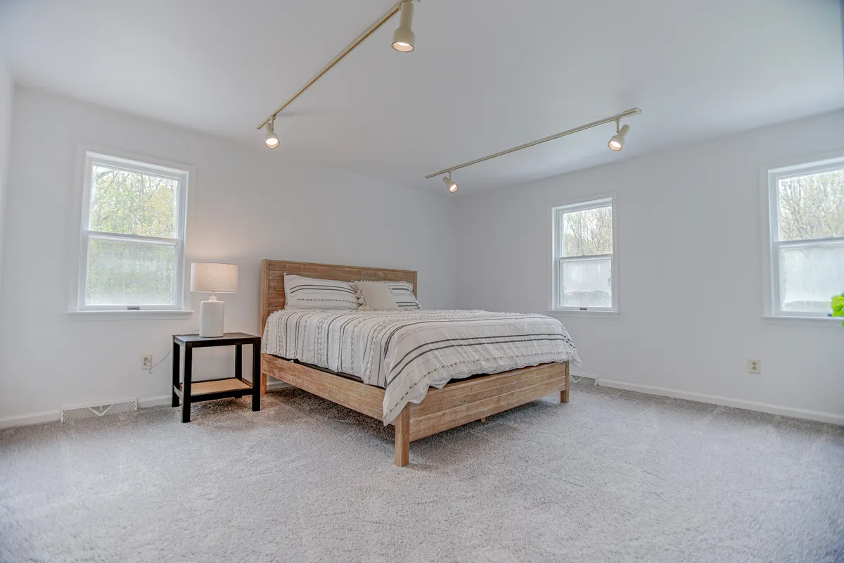 Bedroom 4 image
