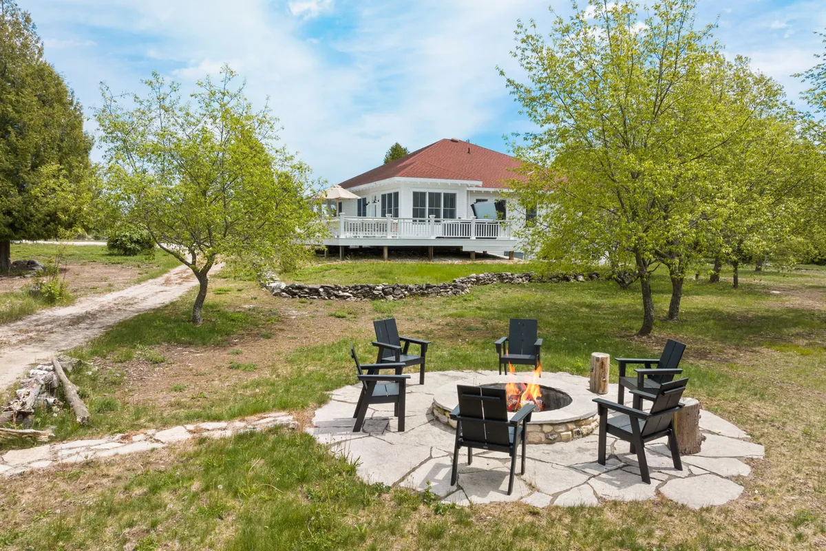 Wander Ellison Bay Retreat #19