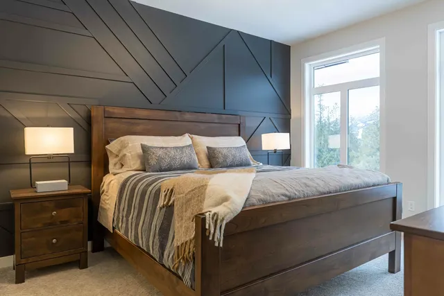 Bedroom 1 image 1