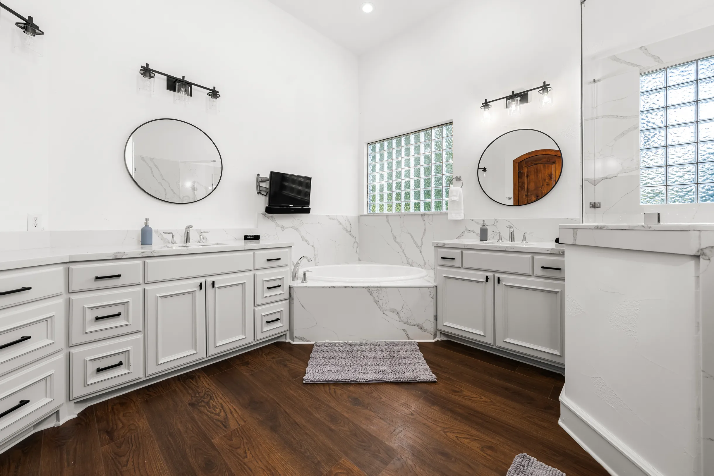 Wander Austin Ridge #21