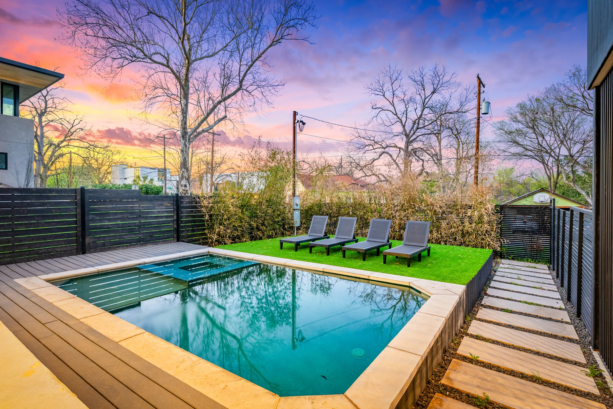 Wander Austin Arbor #69
