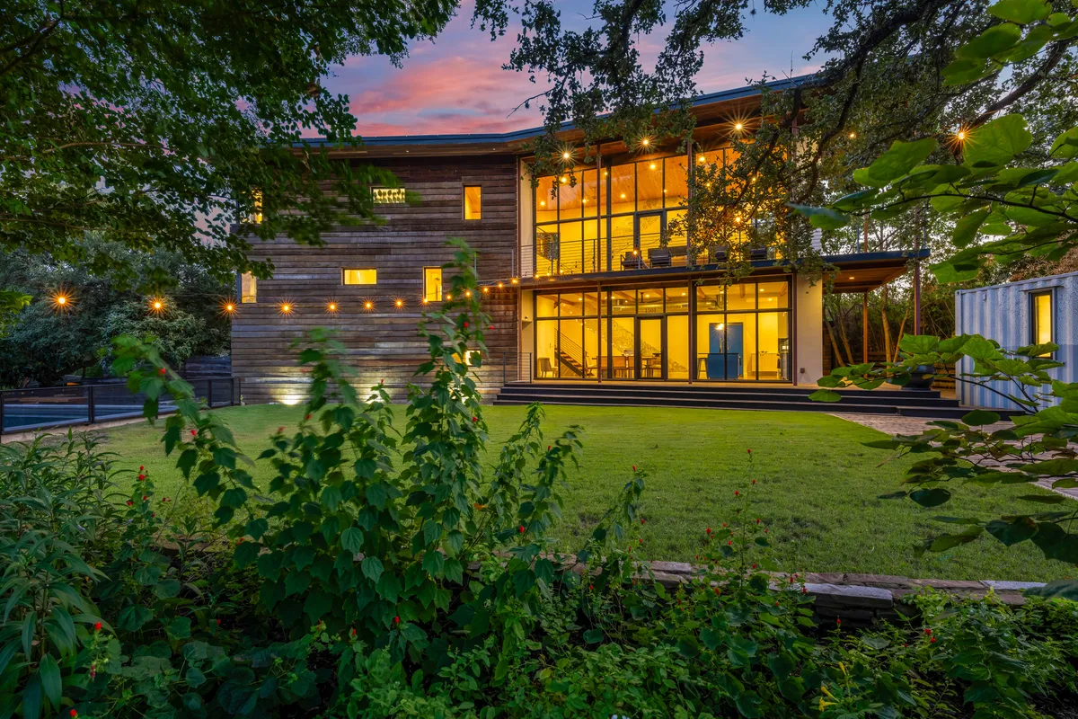 Wander Austin Downtown