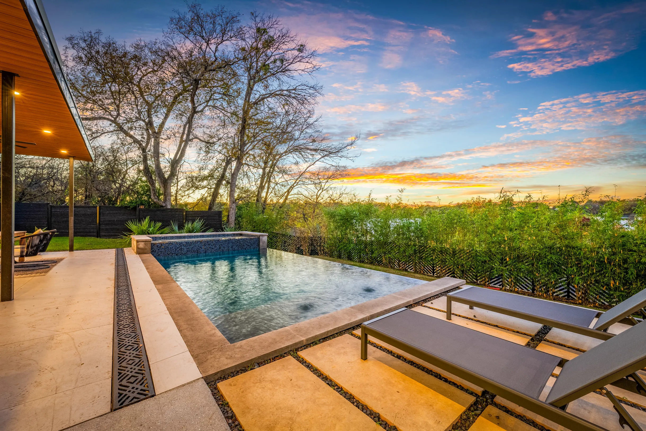 Wander Austin Oakhaven #73