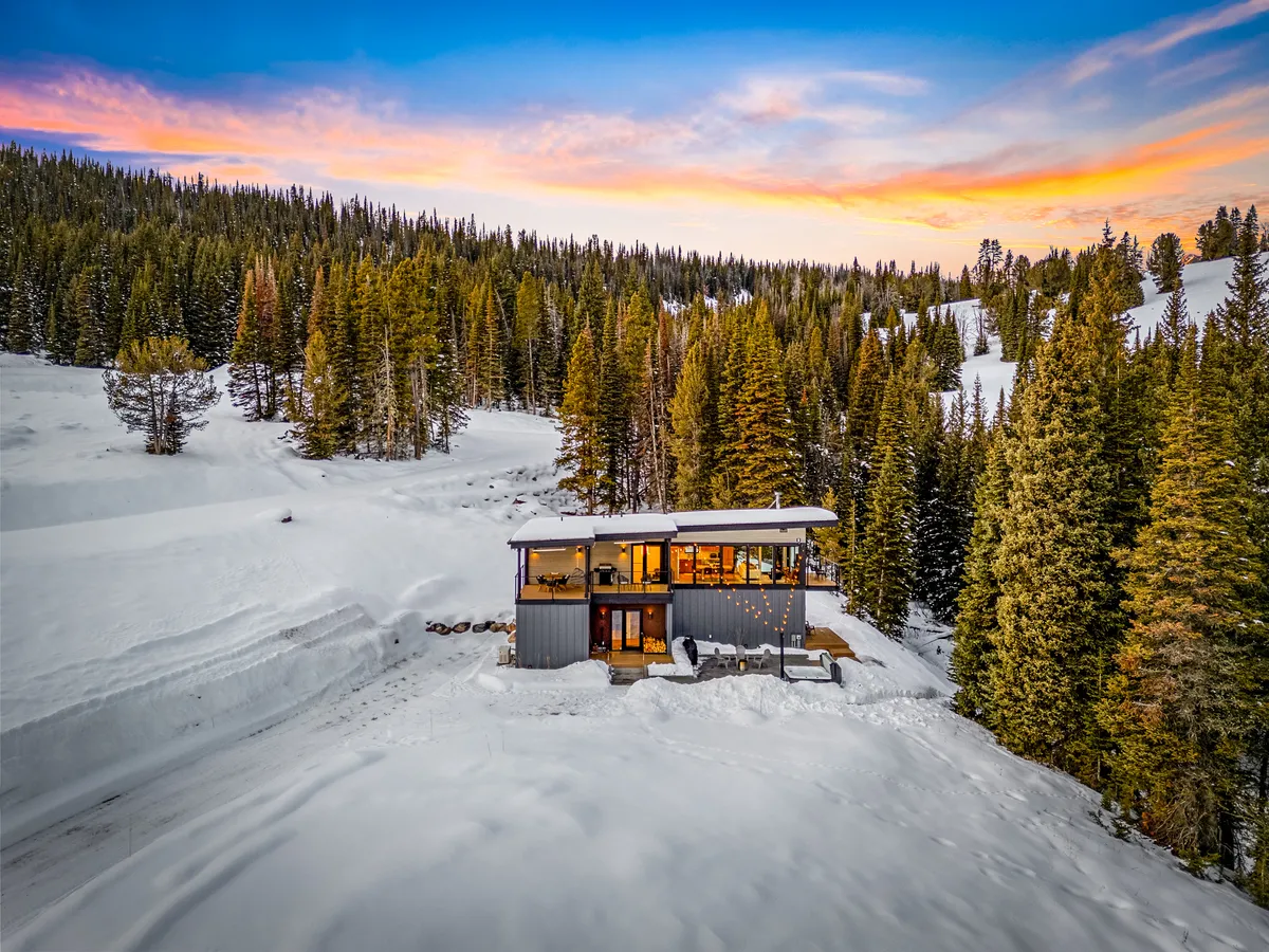 Wander Big Sky Basecamp