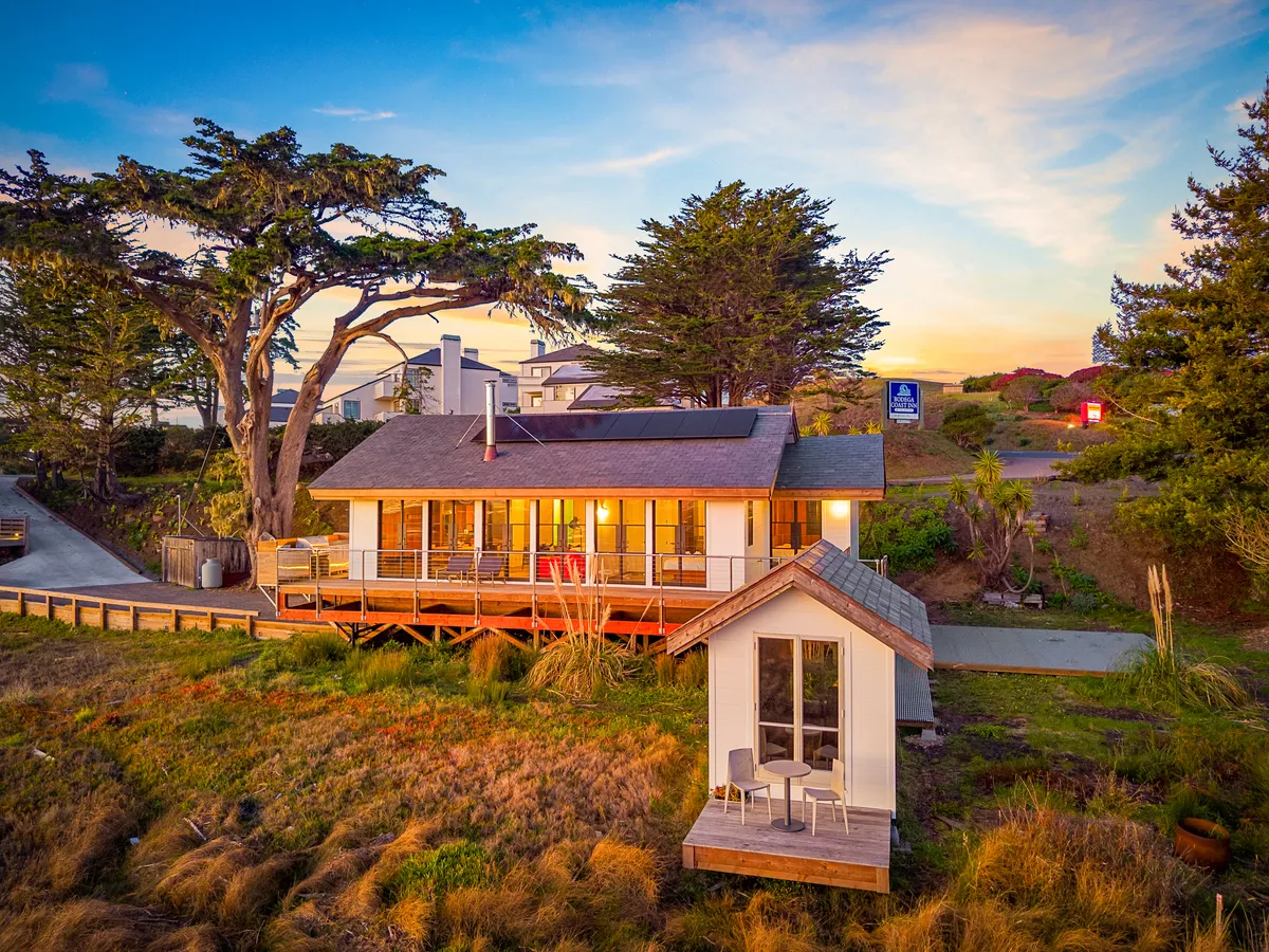 Wander Bodega Shoals