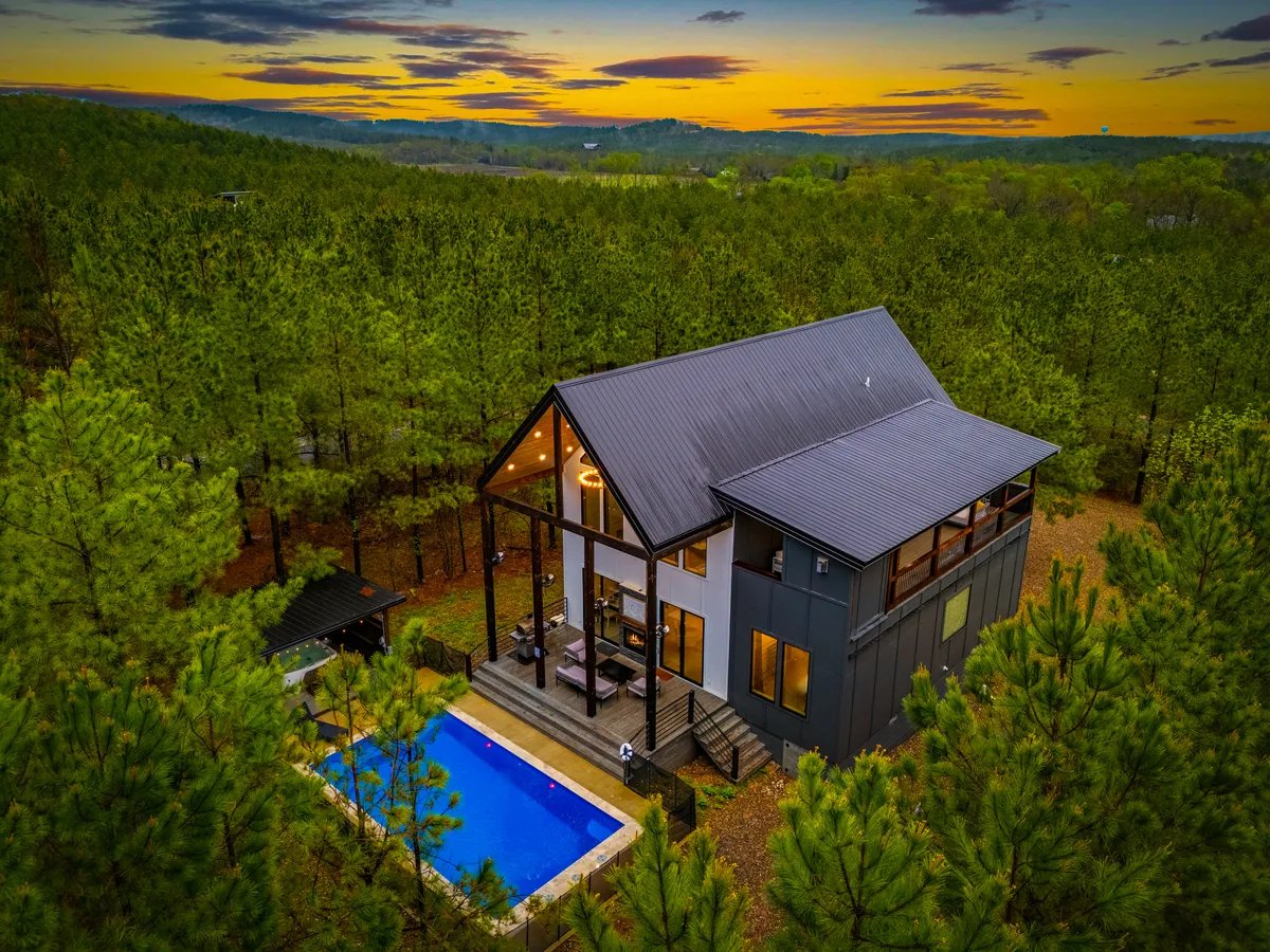 Wander Broken Bow Forest