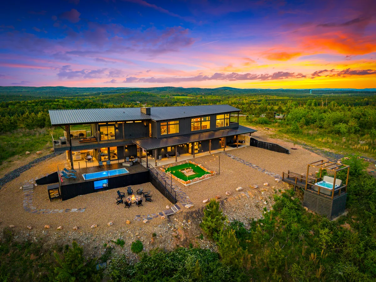 Wander Broken Bow Hollow #1