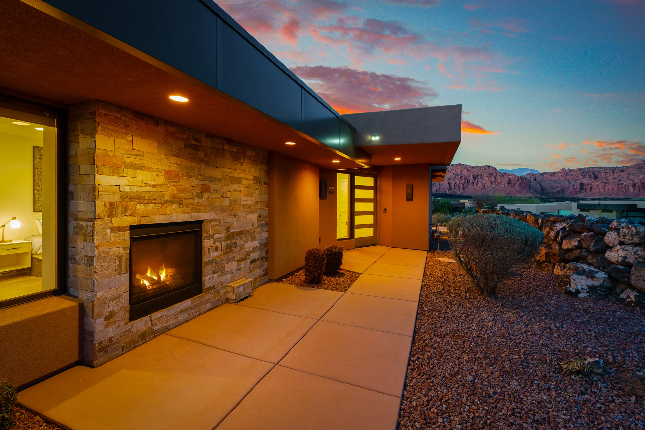 Wander Ivins Canyon #28