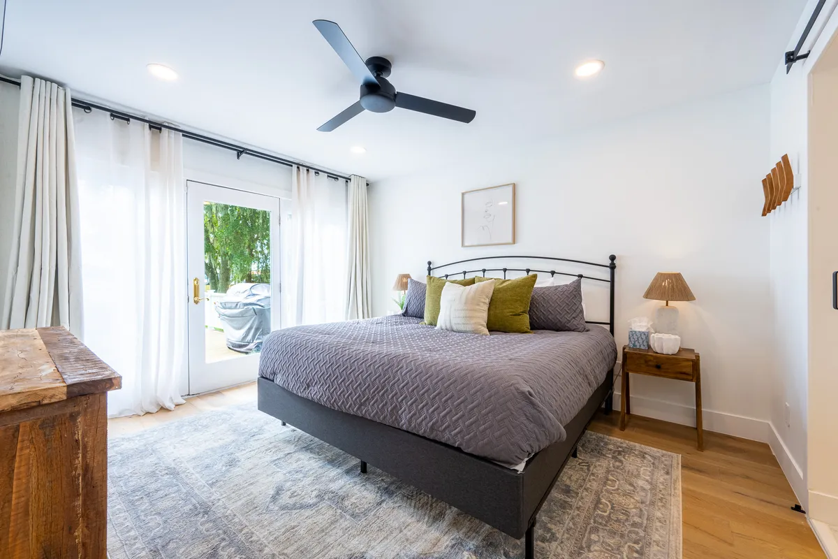 Bedroom 3 image