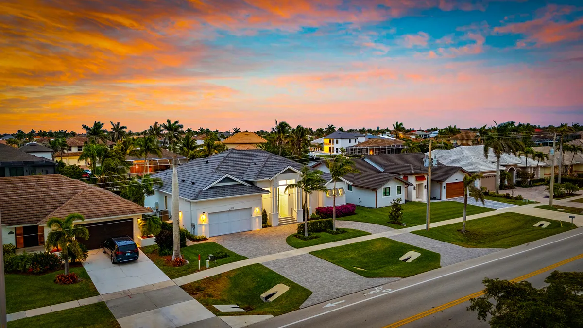Home in Marco Island property photo 3