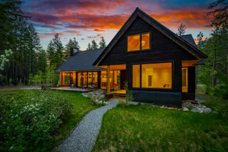 Wander Mazama Valley – 4 Bedroom Vacation Rental in Mazama