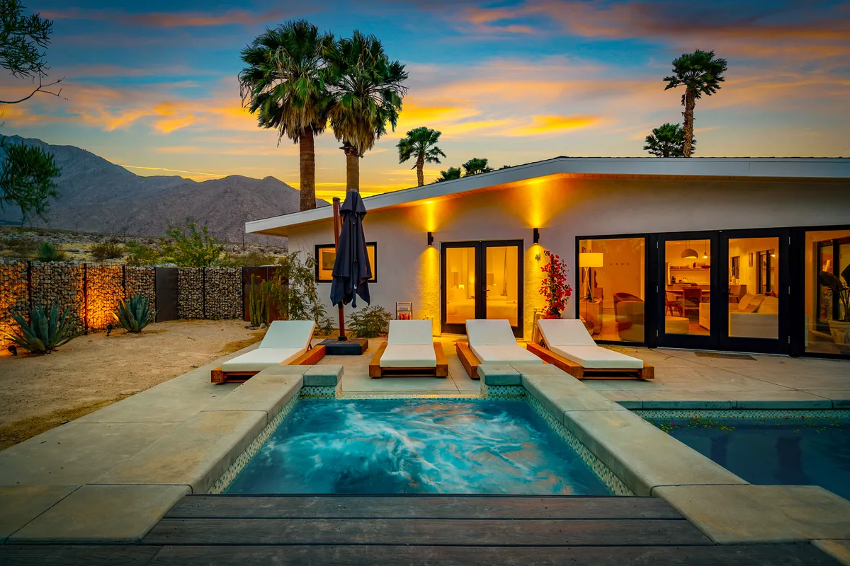 Wander Palm Springs Haven