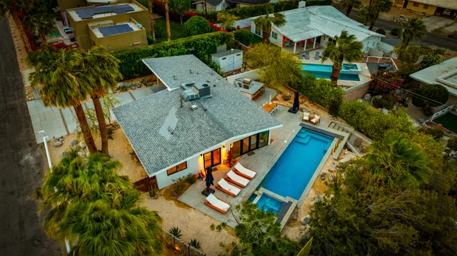 Wander Palm Springs Haven