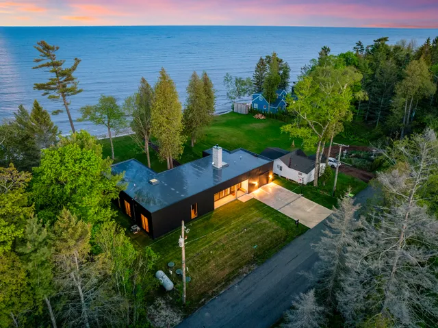 Wander Door County