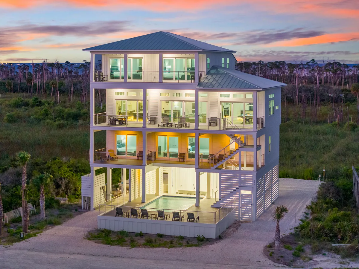 Wander Secluded Dunes