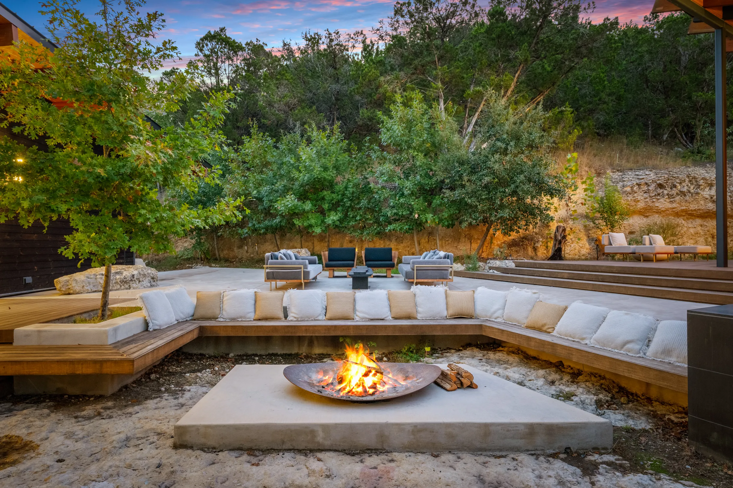 Wander Austin Falling Leaves #67