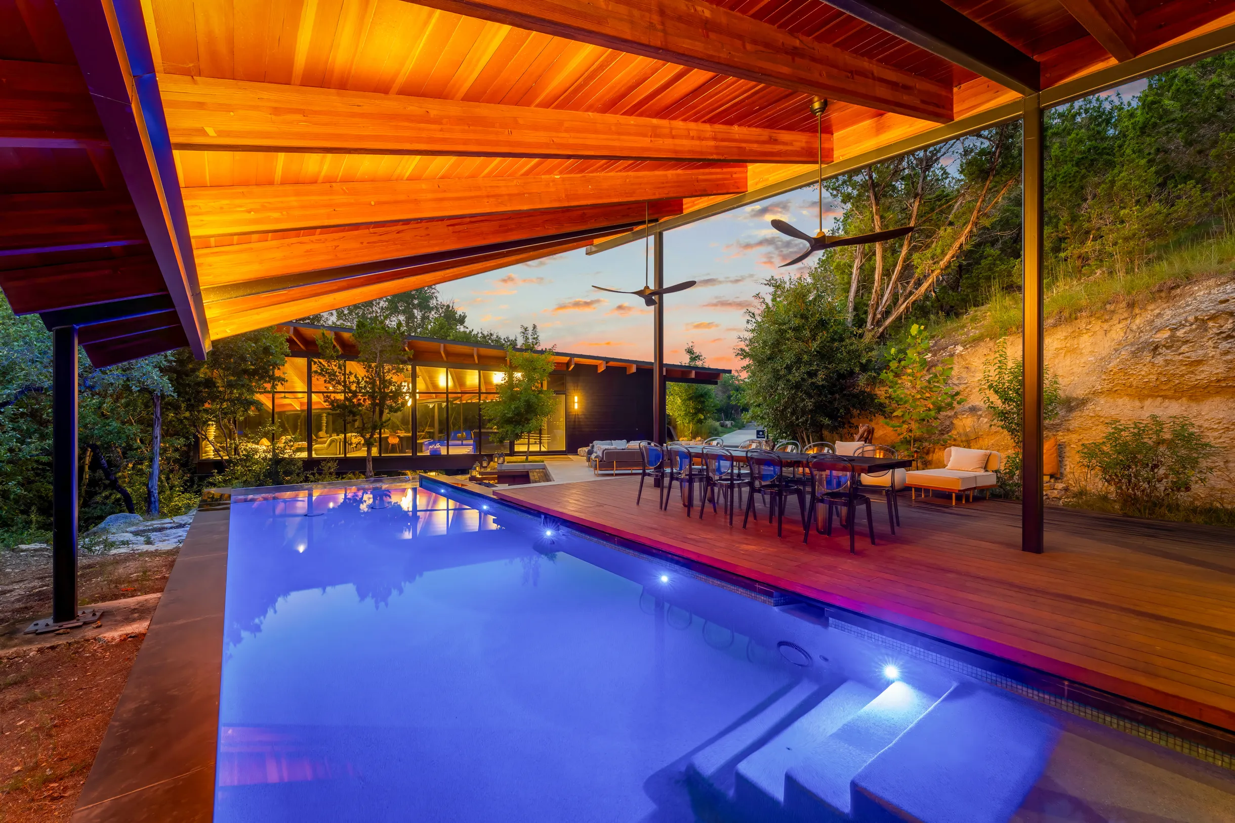 Wander Austin Falling Leaves #44