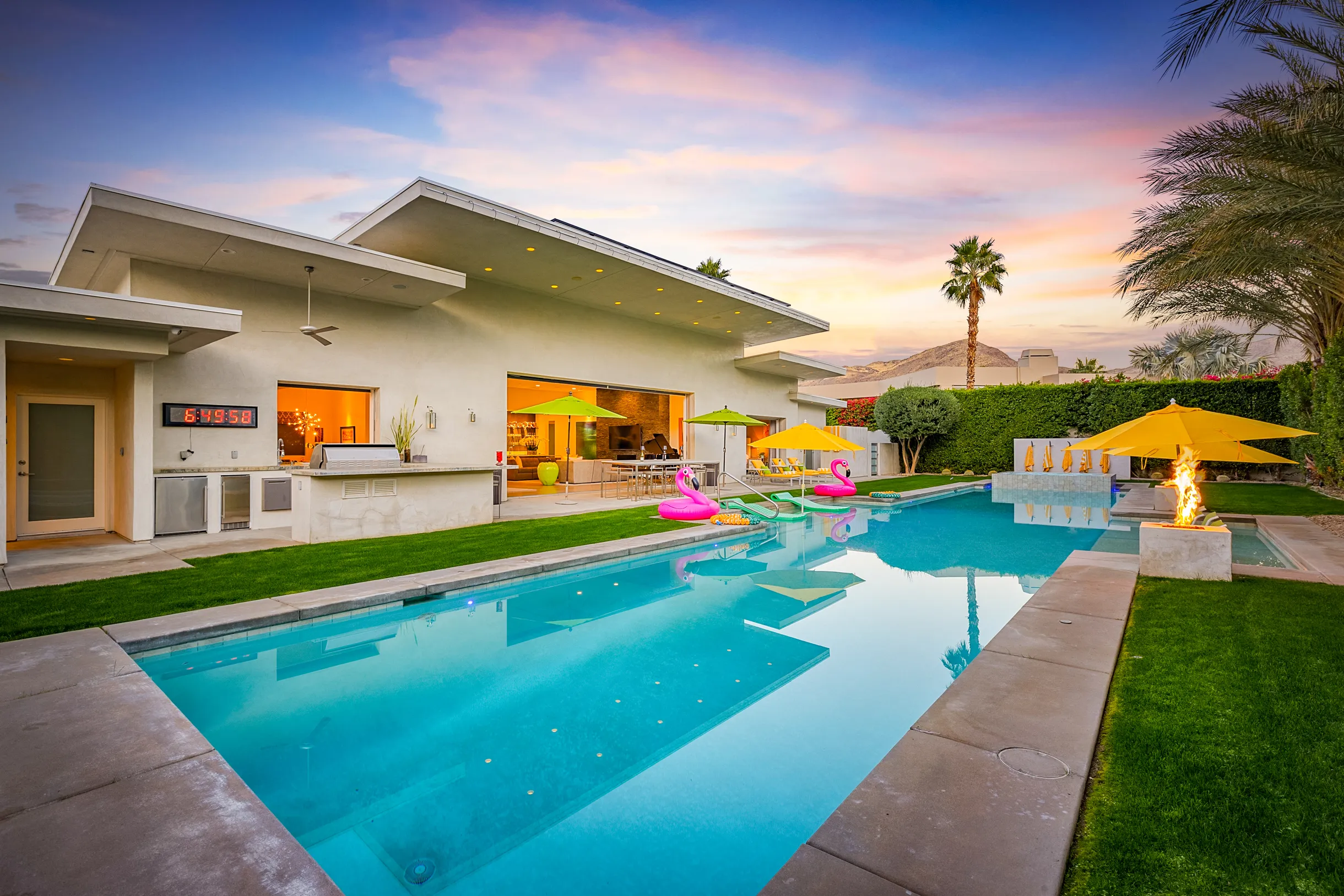 Wander Five Palms #69