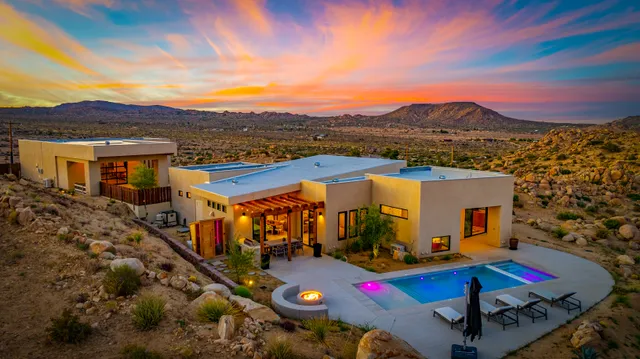 Wander Yucca Valley Haven