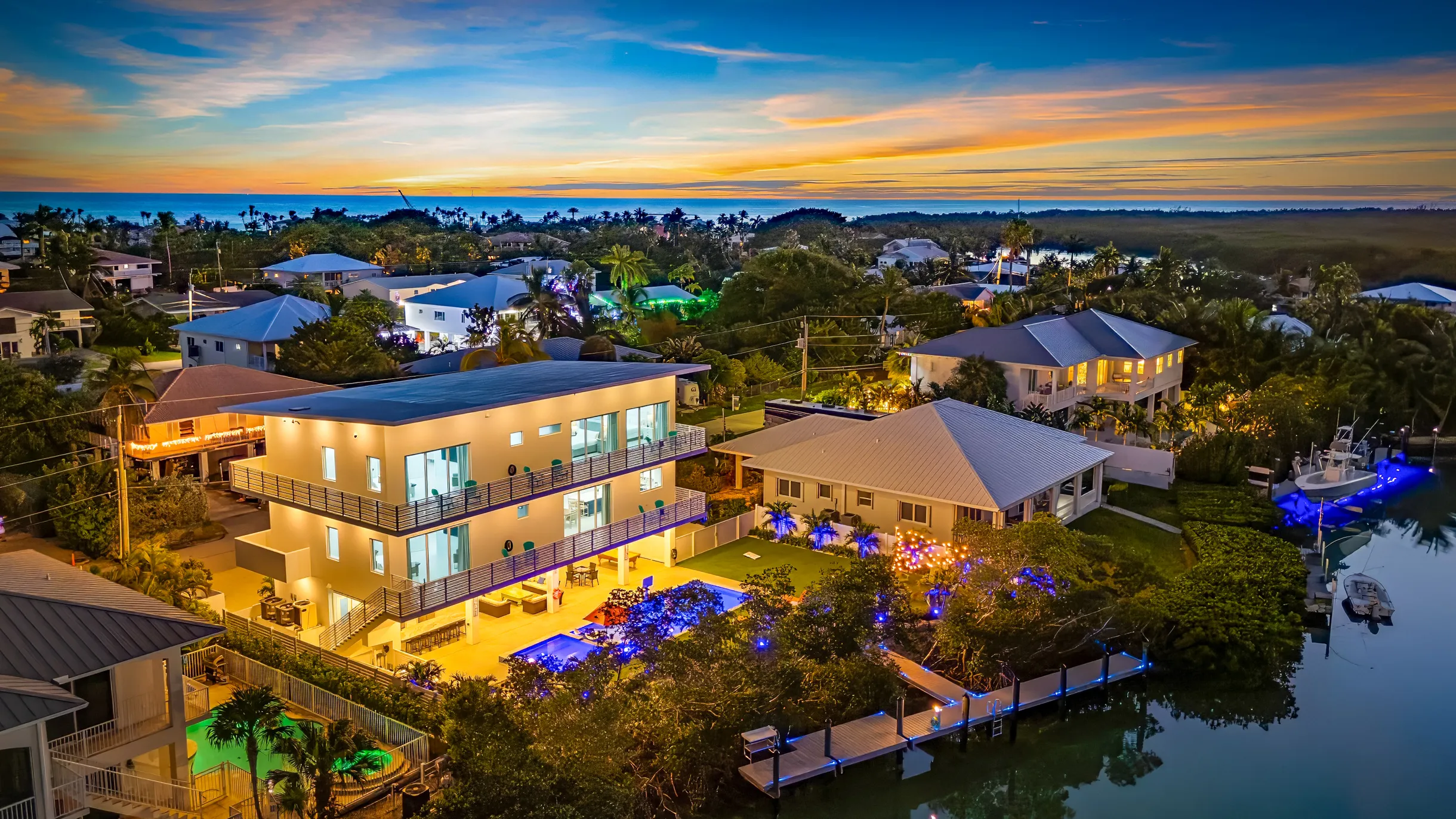 Wander Sombrero Beach