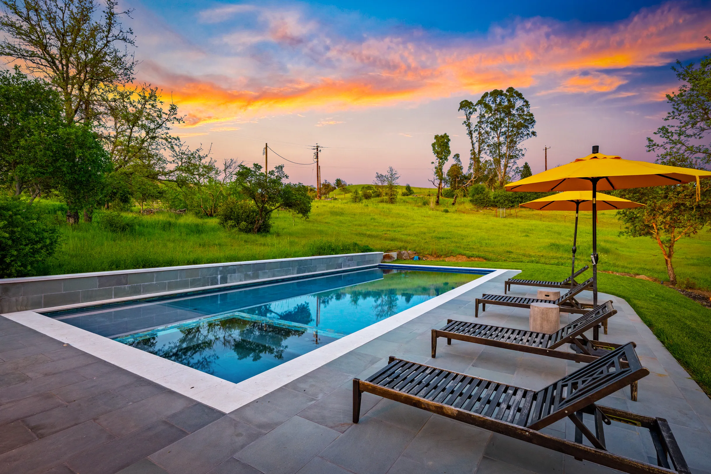 Healdsburg Haven - 3 BD plus Den, Pool, Spa & Wine Tasting #75