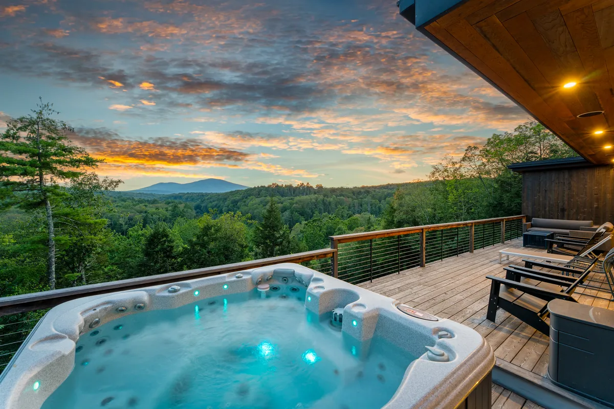 Wander Hudson Valley