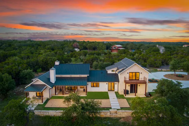 Wander Wimberley Hills