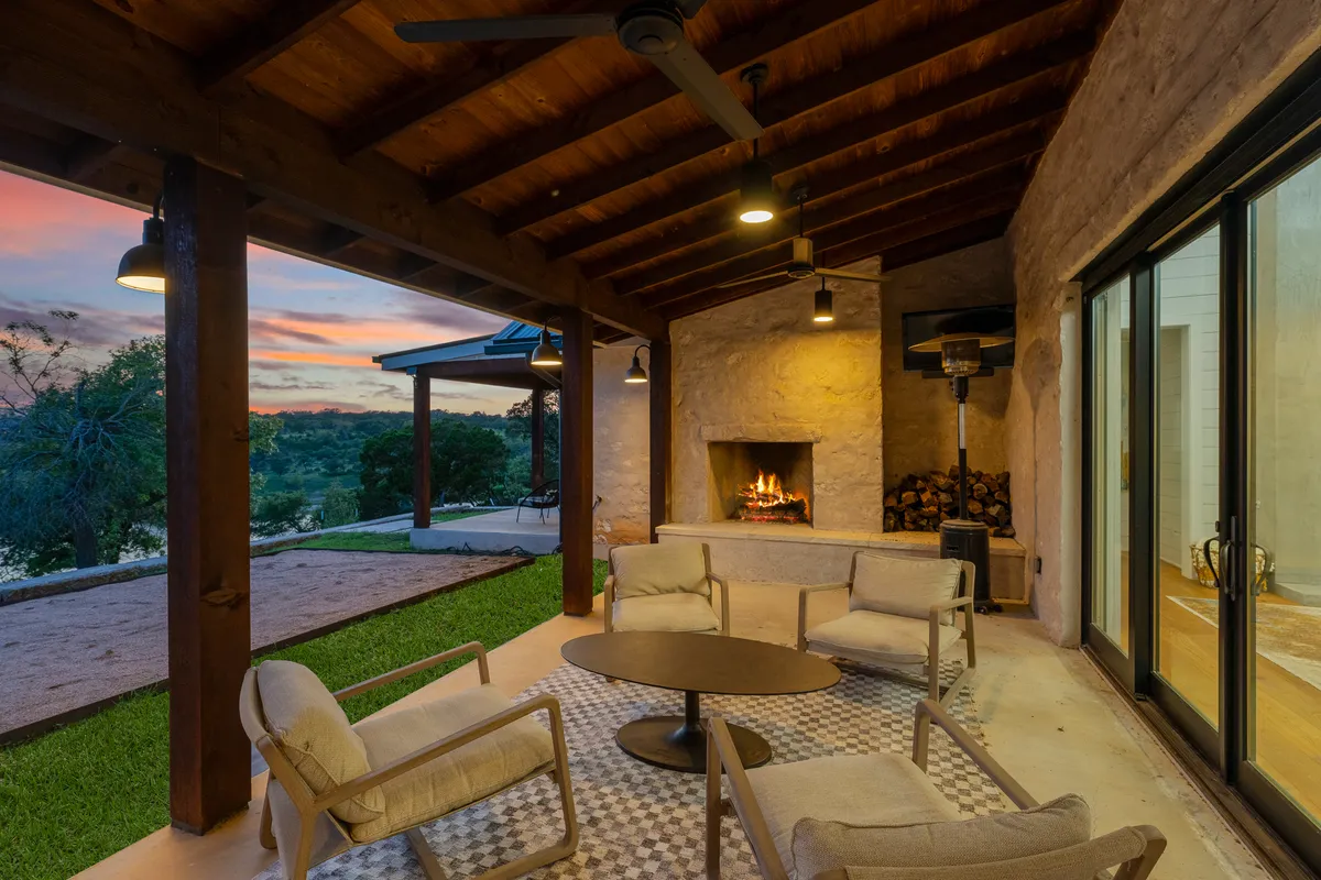 Wander Wimberley Hills