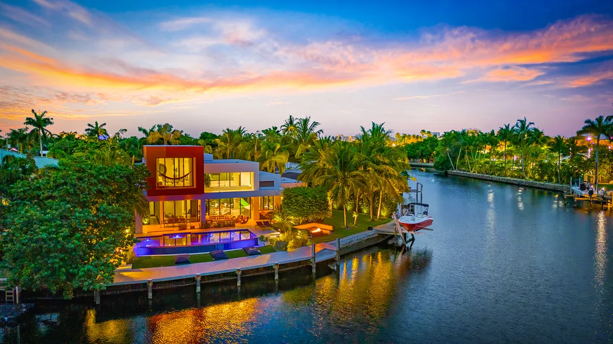 Wander Wilton Manors