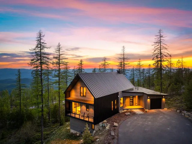 Wander Whitefish Summit