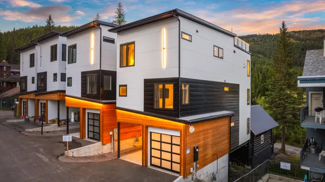 Wander Whitefish Slopes