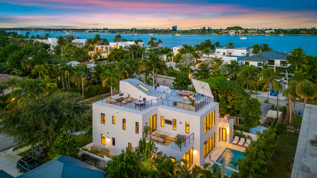 Wander West Palm Beach
