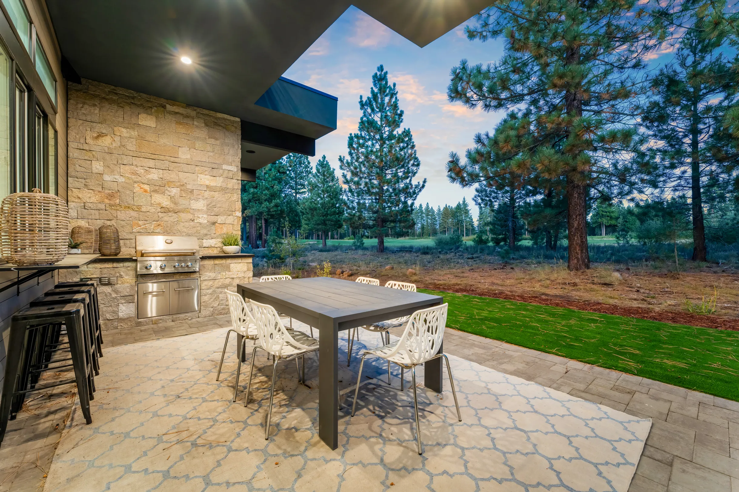 Wander Truckee Woods #59