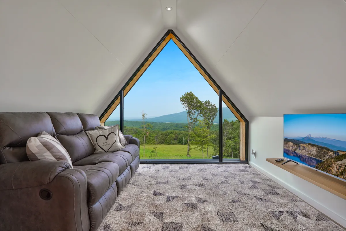 Wander Augusta Valley