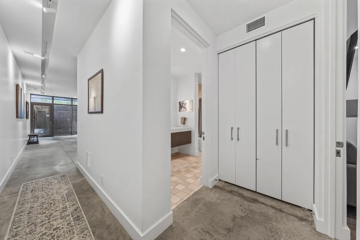 Wander Denver Modern