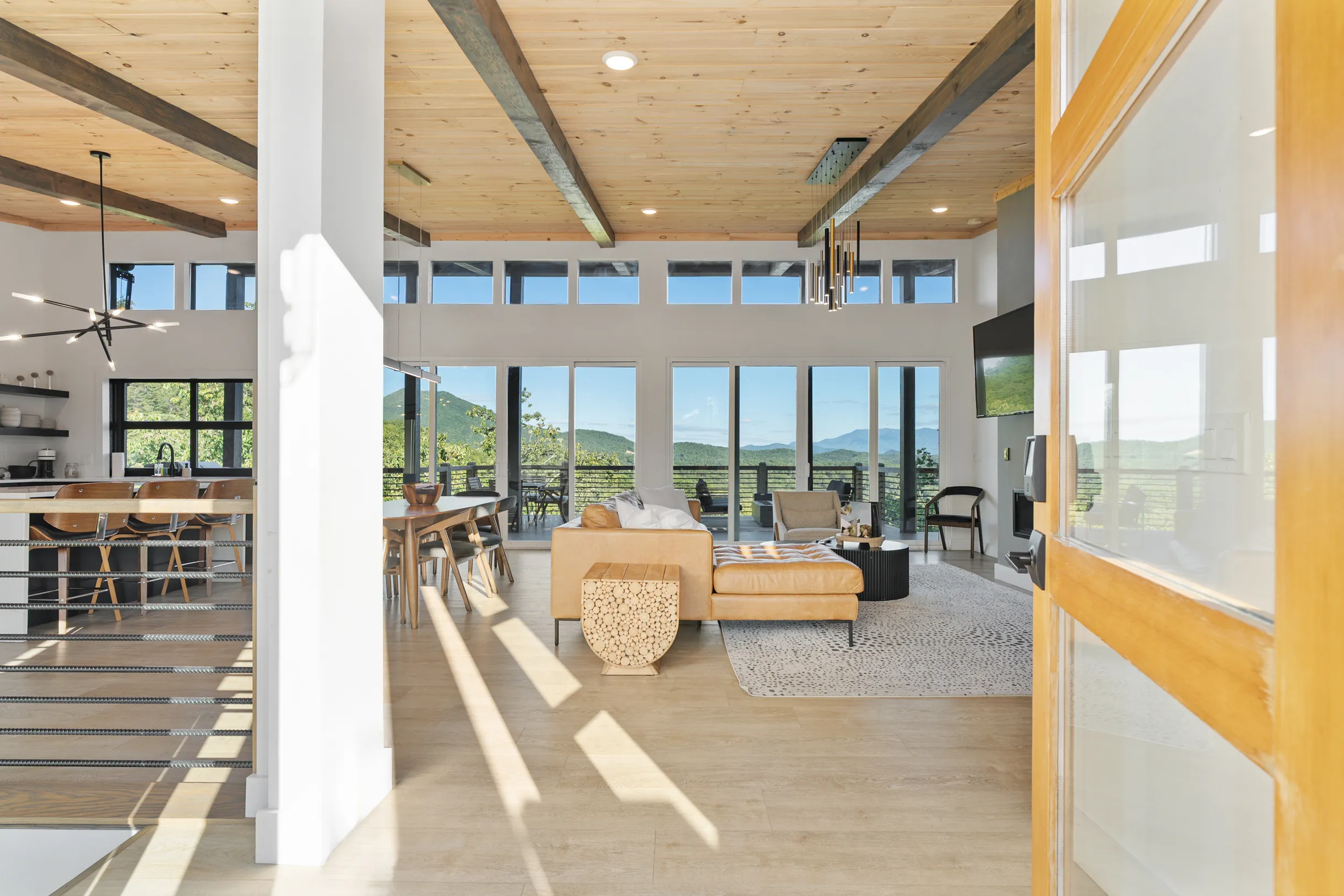 Wander Smoky Vista #77