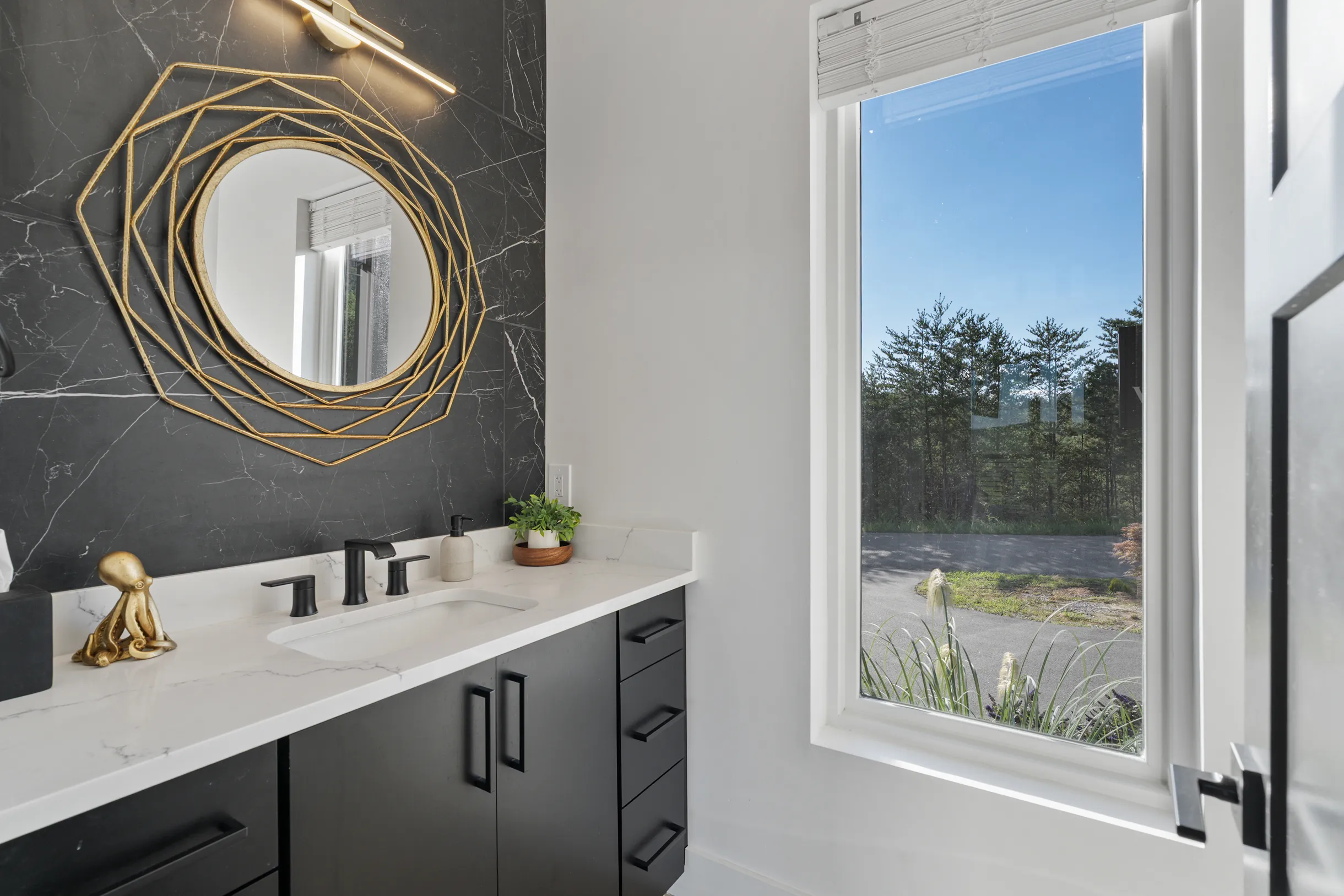 Wander Smoky Vista #40