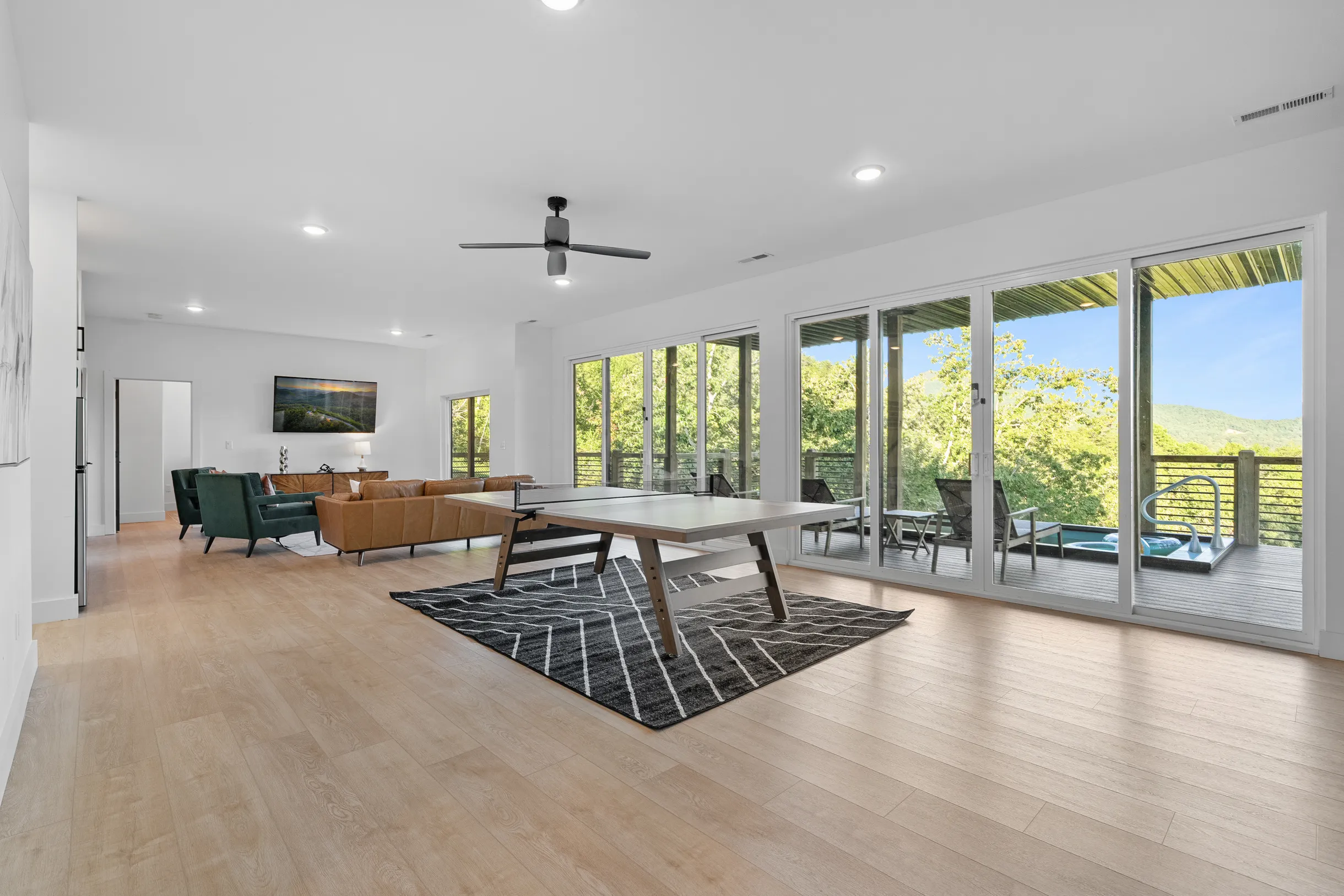 Wander Smoky Vista #61