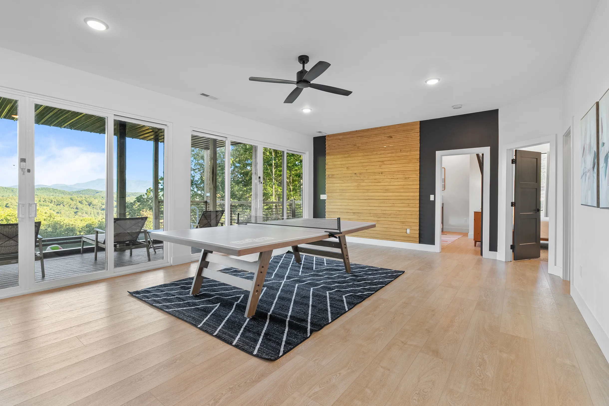 Wander Smoky Vista #73