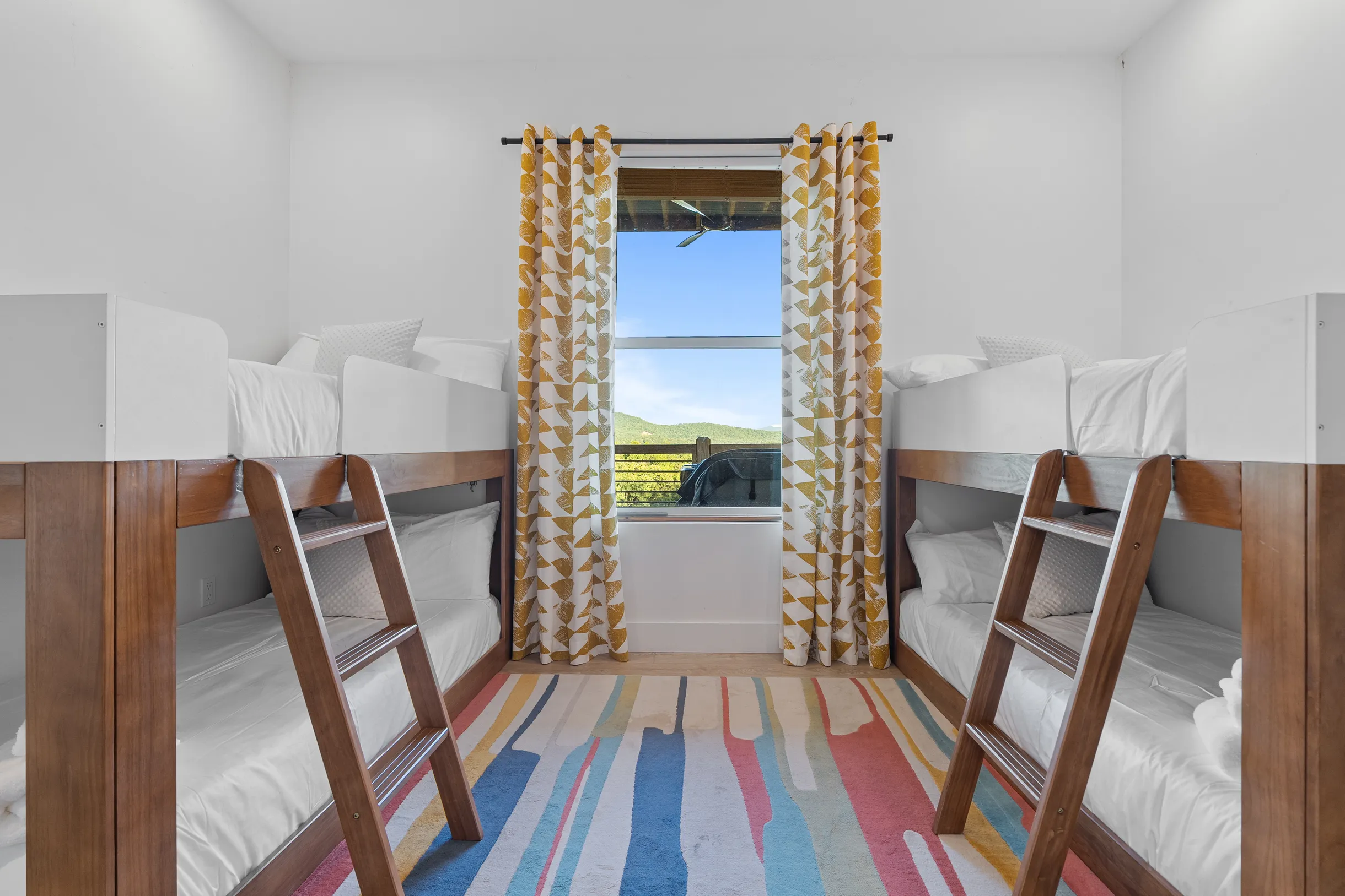 Wander Smoky Vista #62