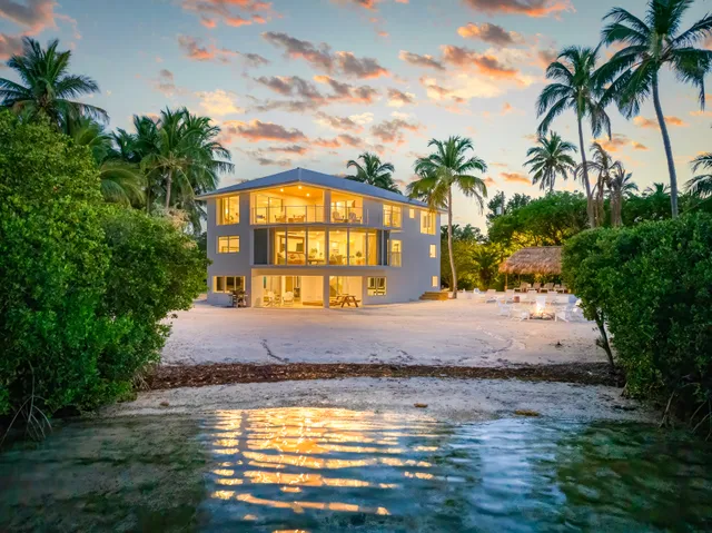 Wander Islamorada Beach