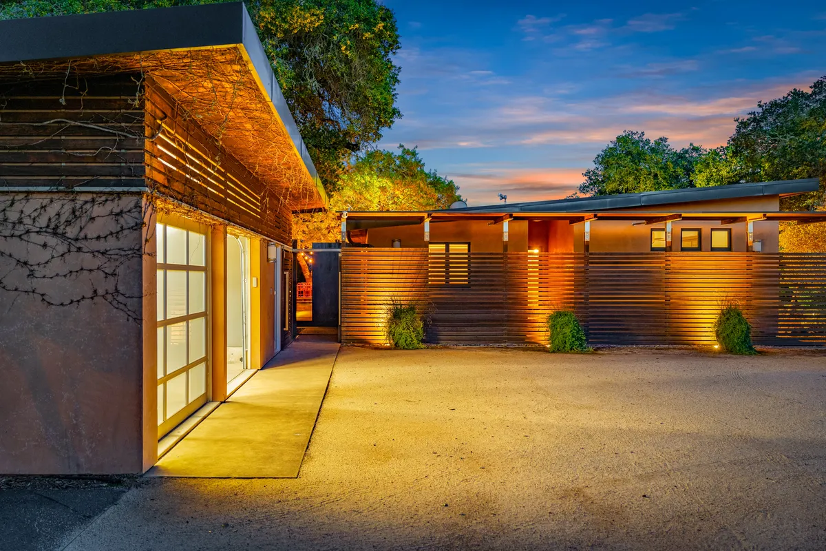 Wander Kenwood Hills