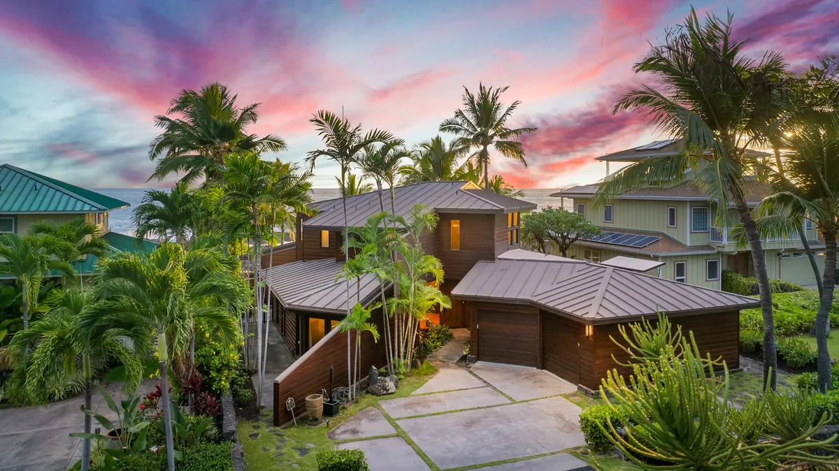 Home in Kailua-Kona property photo 4