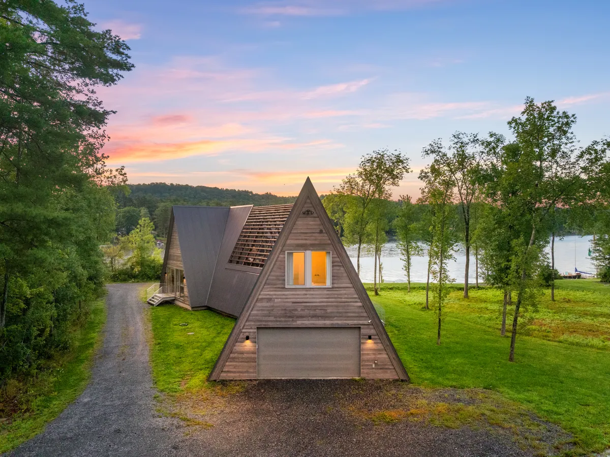 Wander Lake Bomoseen