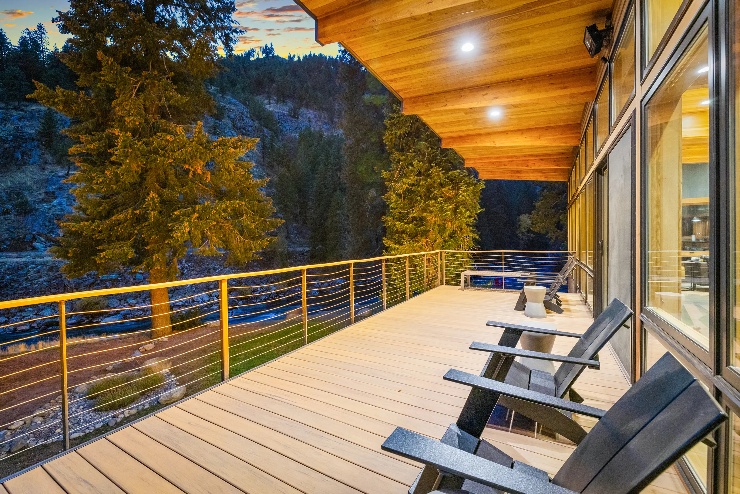 Wander Leavenworth River #28