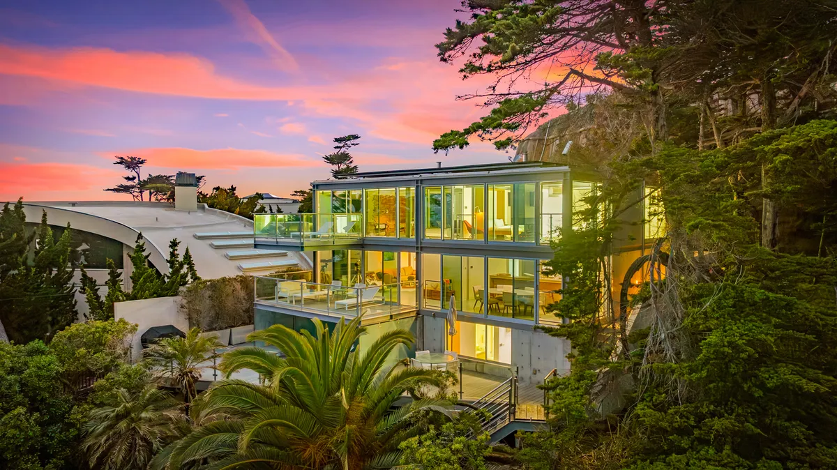 Beachfront Villa Broad Beach w/direct beach access