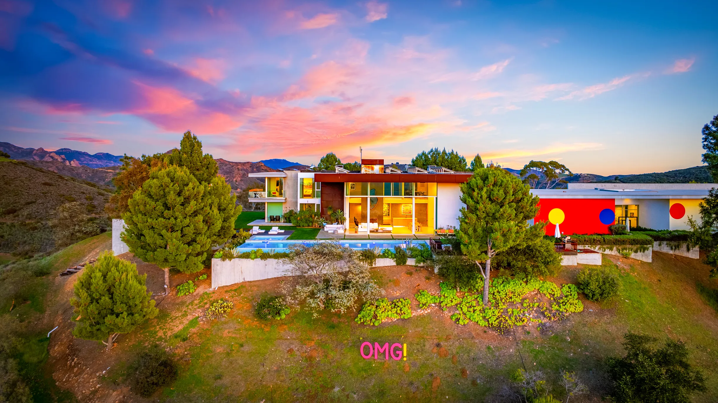 Wander Malibu Art Haven #99