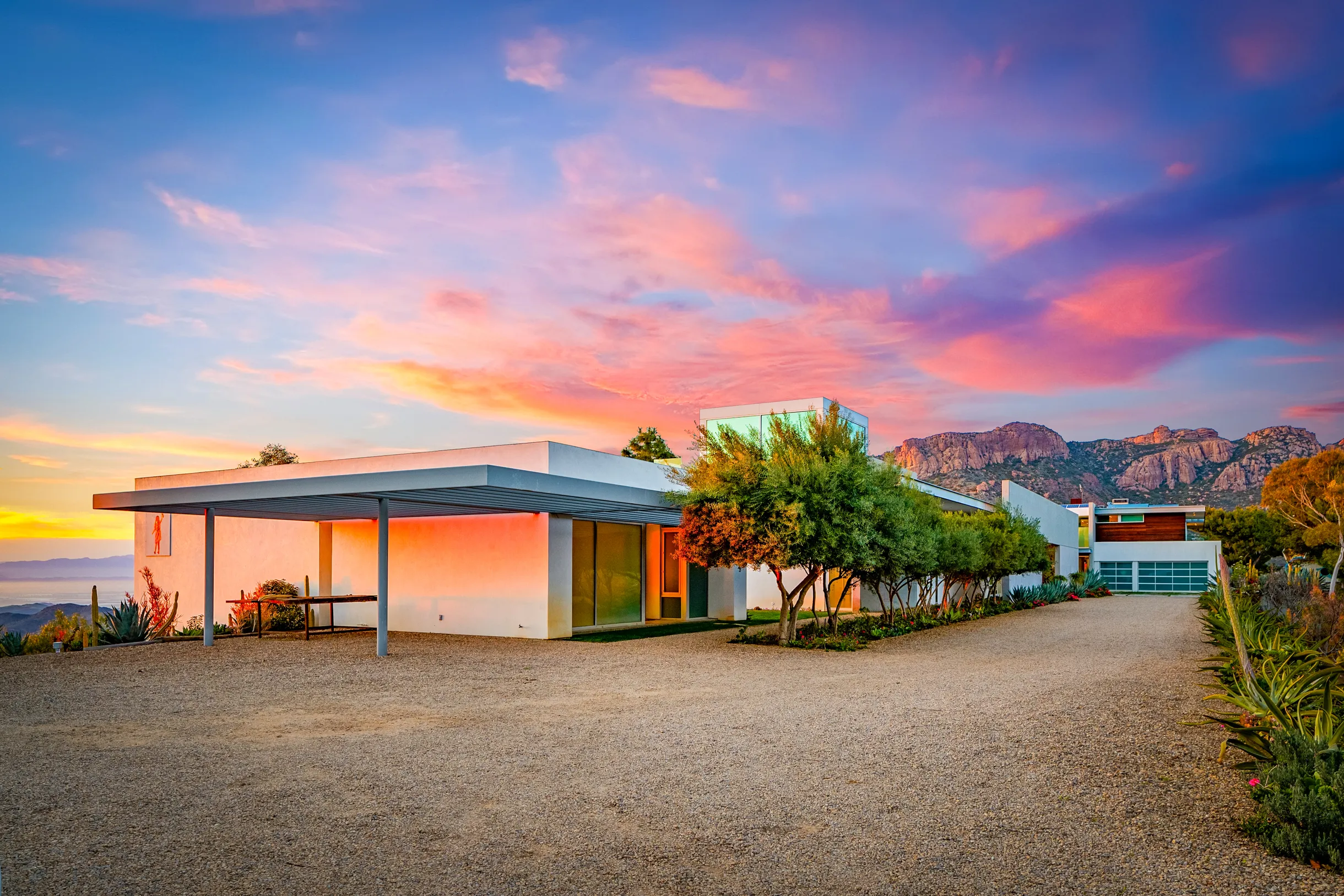 Wander Malibu Art Haven #110